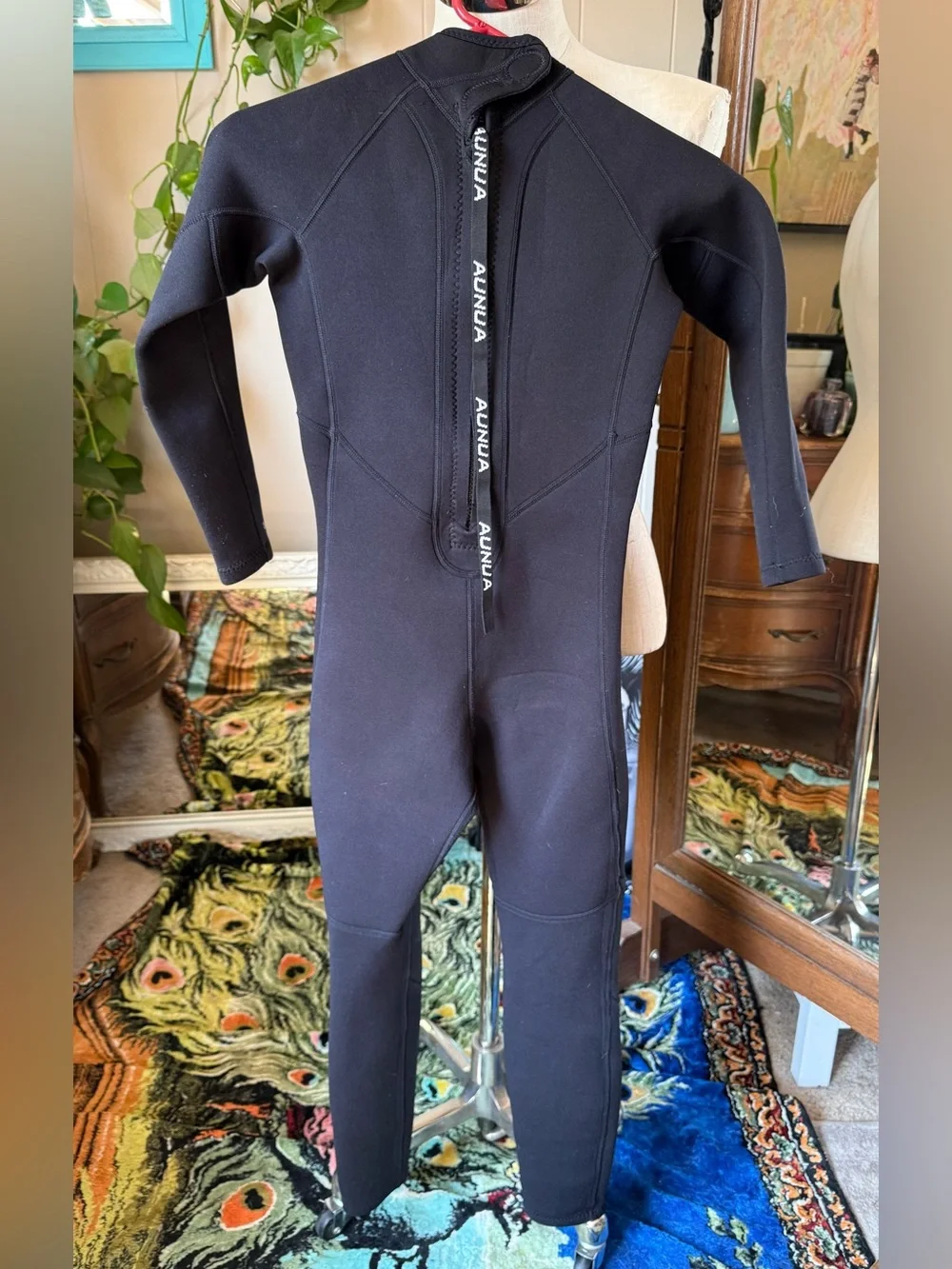 Aunua Wetsuit Youth Size 12 Long Pants/Sleeves Black 3:2mm